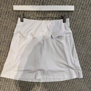 Women's Smith & Quinn Golf Skirt (Brand New)